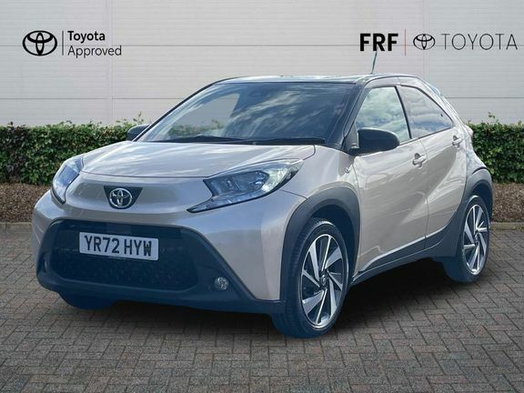 Toyota Aygo X Edge Manual Beige #3