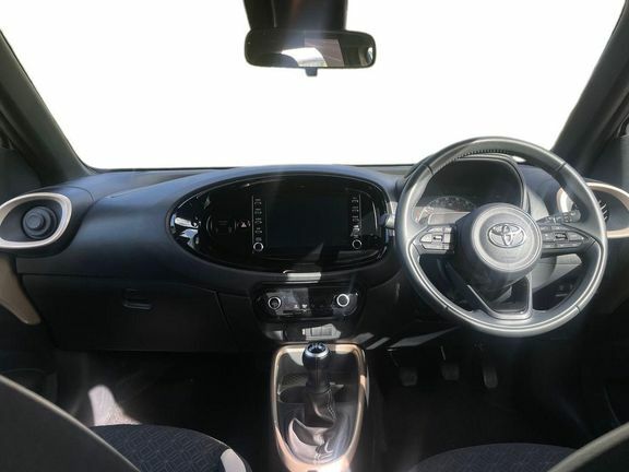 Toyota Aygo X Edge Manual Beige #6
