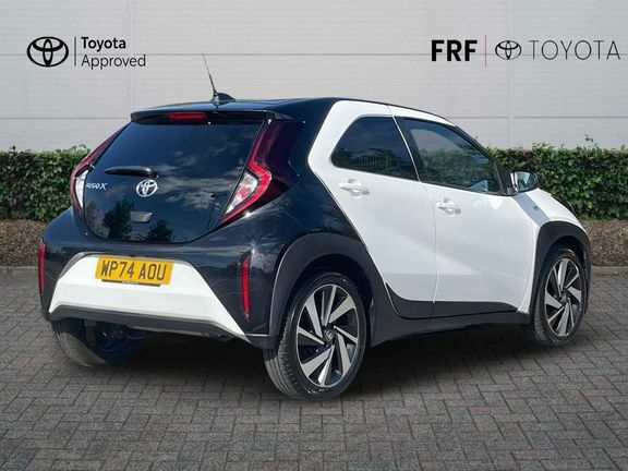 Toyota Aygo X Edge White #2
