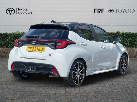 Toyota Yaris Gr Sport Bi-tone Grey #2