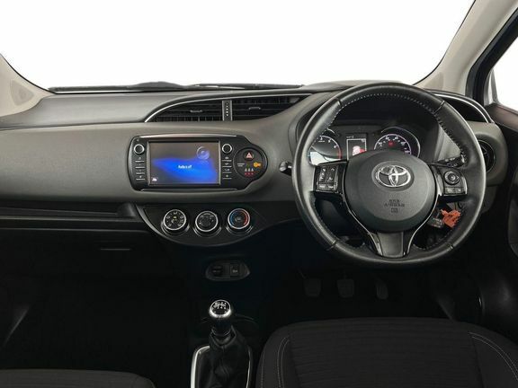 Toyota Yaris 1.5 Icon Blue #6