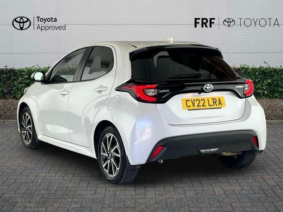 Toyota Yaris Design White #4