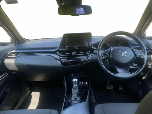 Toyota C-Hr Design 1.8 Blue #6