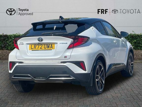 Toyota C-Hr Gr Sport 2.0 White #2