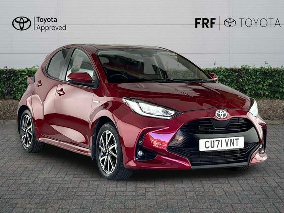 Toyota Yaris Yaris Design 1.5 Hybrid Red