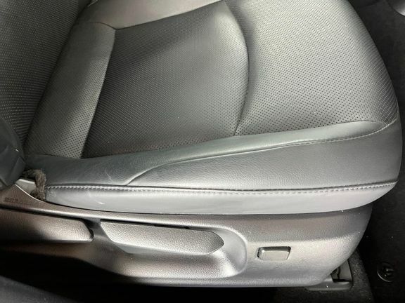 Toyota Prius 1.8 Vvti Business Edition Cvt White #19