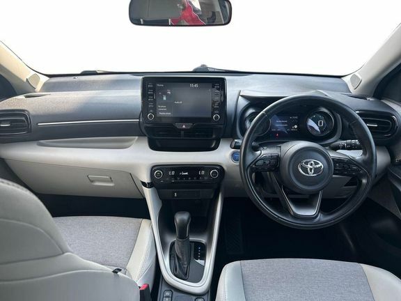 Toyota Yaris Excel 1.5 Hybrid Silver #6