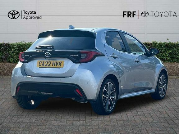 Toyota Yaris Excel 1.5 Hybrid Silver #2