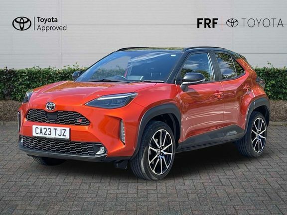 Toyota Yaris Cross Gr Sport Fwd Orange #3