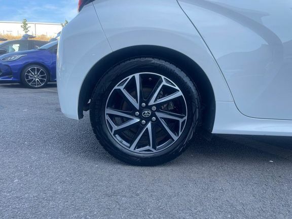 Toyota Yaris 1.5 Hybrid Design Cvt Grey #27