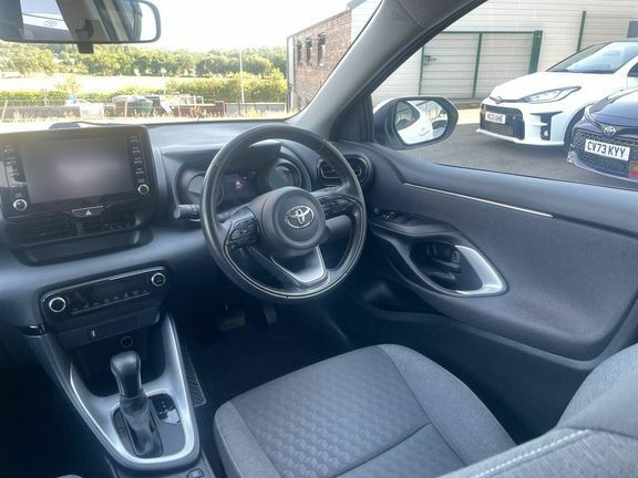 Toyota Yaris 1.5 Hybrid Design Cvt Grey #33