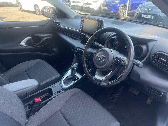 Toyota Yaris 1.5 Hybrid Design Cvt Grey #14