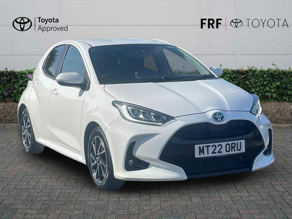 Toyota Yaris Design White