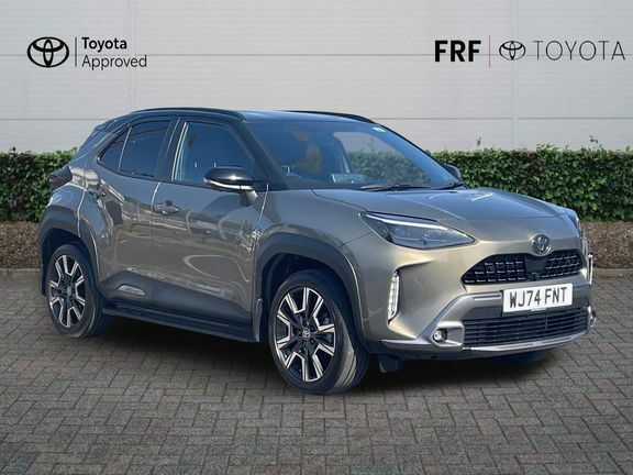 Toyota Yaris Cross Premiere Awd-i Brown
