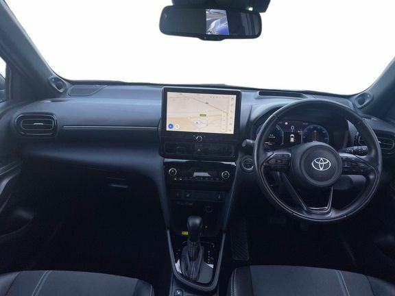 Toyota Yaris Cross Premiere Awd-i Brown #6