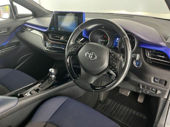 Toyota C-Hr 1.8 Vvt-h Excel Cvt Euro 6 Ss Silver #14