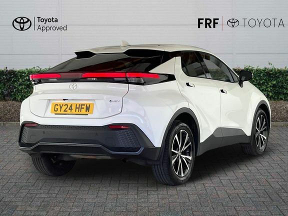 Toyota C-Hr Design 1.8 Fwd Hybrid White #2