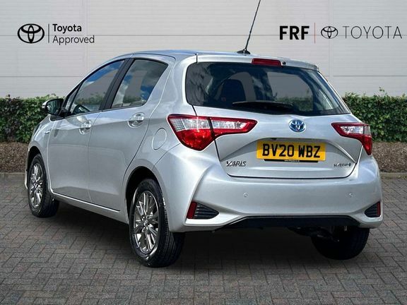 Toyota Yaris Icon 1.5 Hybrid Silver #4