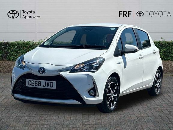 Toyota Yaris Icon Tech 1.5 Hybrid White #3