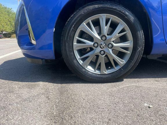 Toyota Yaris Yaris Icon Tech Vvt-i Hev Cvt Grey #27