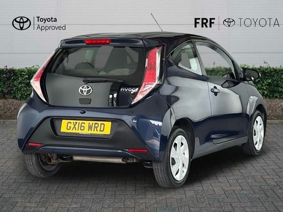 Toyota Aygo X X-play M Blue #2