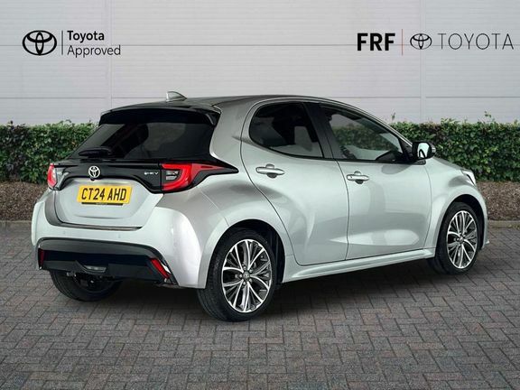 Toyota Yaris Excel Silver #2