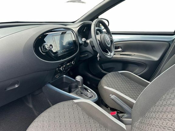 Toyota Aygo X Edge Parking Pack  #5