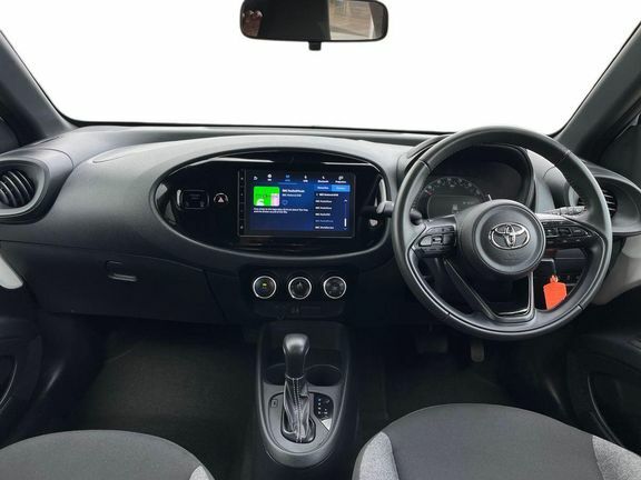 Toyota Aygo X Pure Automatic White #6