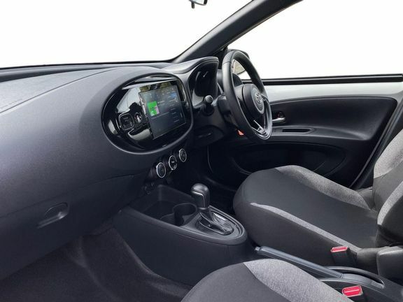 Toyota Aygo X Pure Automatic White #5