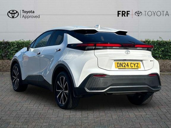 Toyota C-Hr Design 1.8 Fwd Hybrid White #4