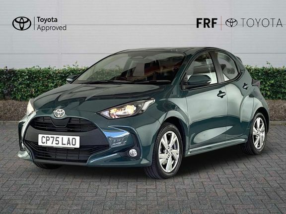 Toyota Yaris Icon Green #3