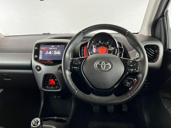 Toyota Aygo X 1.0 Vvt-i X-trend X-shift Euro 6 Safety Sense White #9