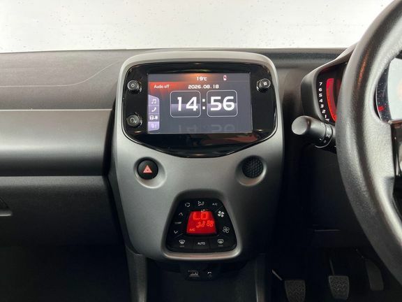 Toyota Aygo X 1.0 Vvt-i X-trend X-shift Euro 6 Safety Sense White #11