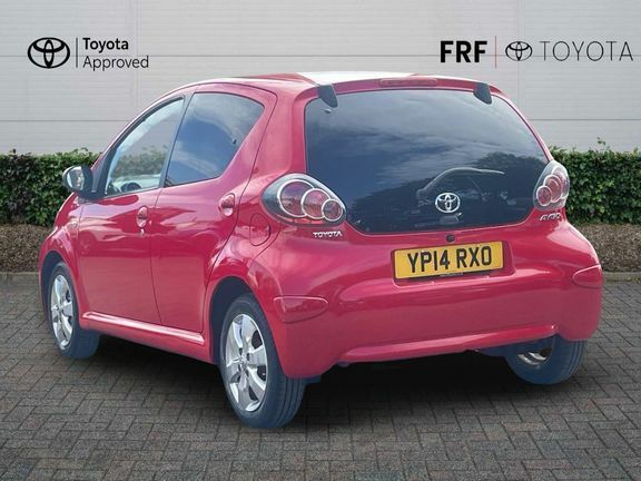 Toyota Aygo Move W Style 1.0M Red #4