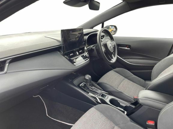 Toyota Corolla Design 1.8 Hb Black #5