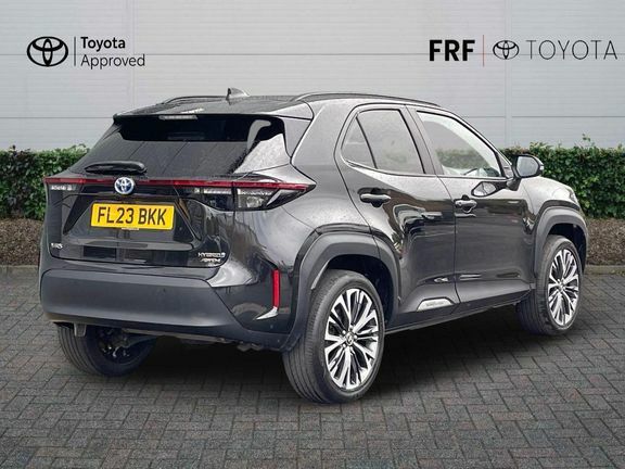 Toyota Yaris Cross Excel Awd FL23BKK Black #2