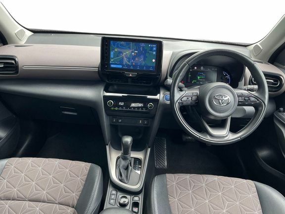 Toyota Yaris Cross Excel Awd FL23BKK Black #6