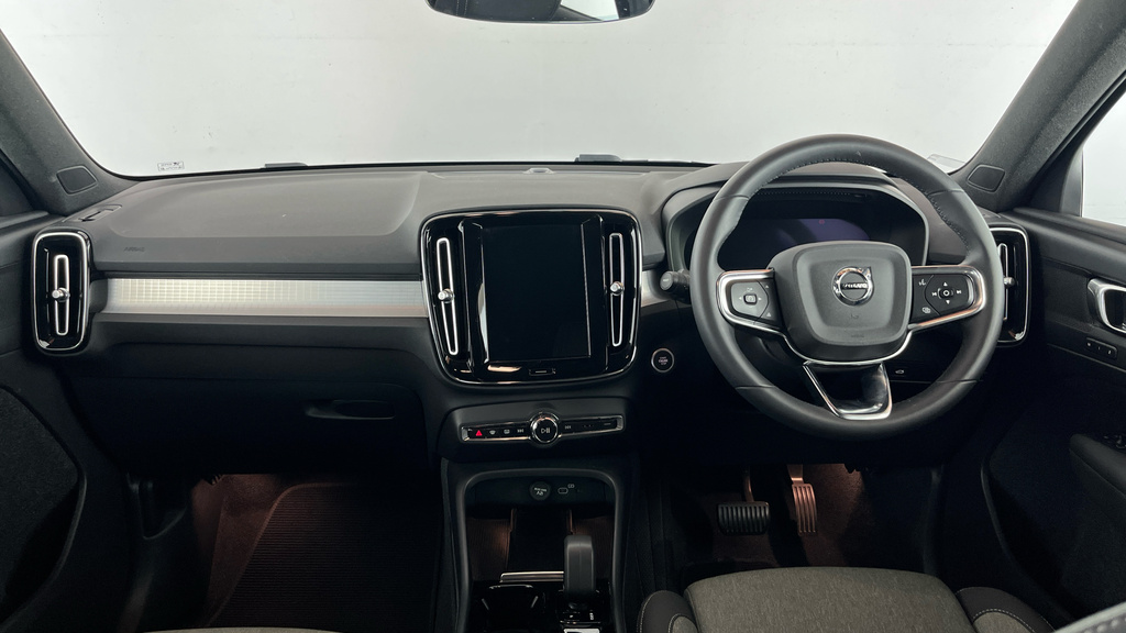 Volvo XC40 Plus, B3 Mild Hybrid, Dark Grey #5