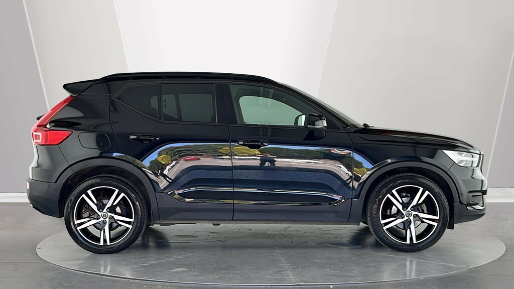 Volvo XC40 R-design, T3 Black #3