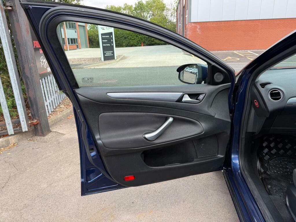 Ford Mondeo 2.0 2.0 Tdci Zetec Hatchback Eur Silver #58