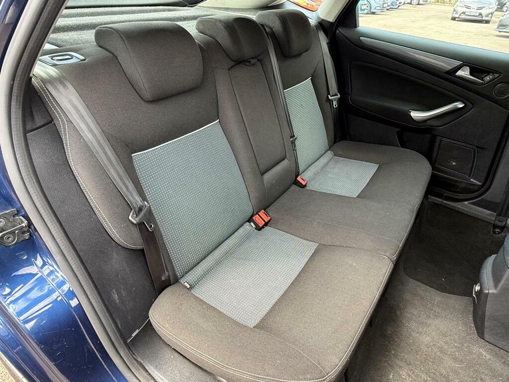 Ford Mondeo 2.0 2.0 Tdci Zetec Hatchback Eur Silver #14