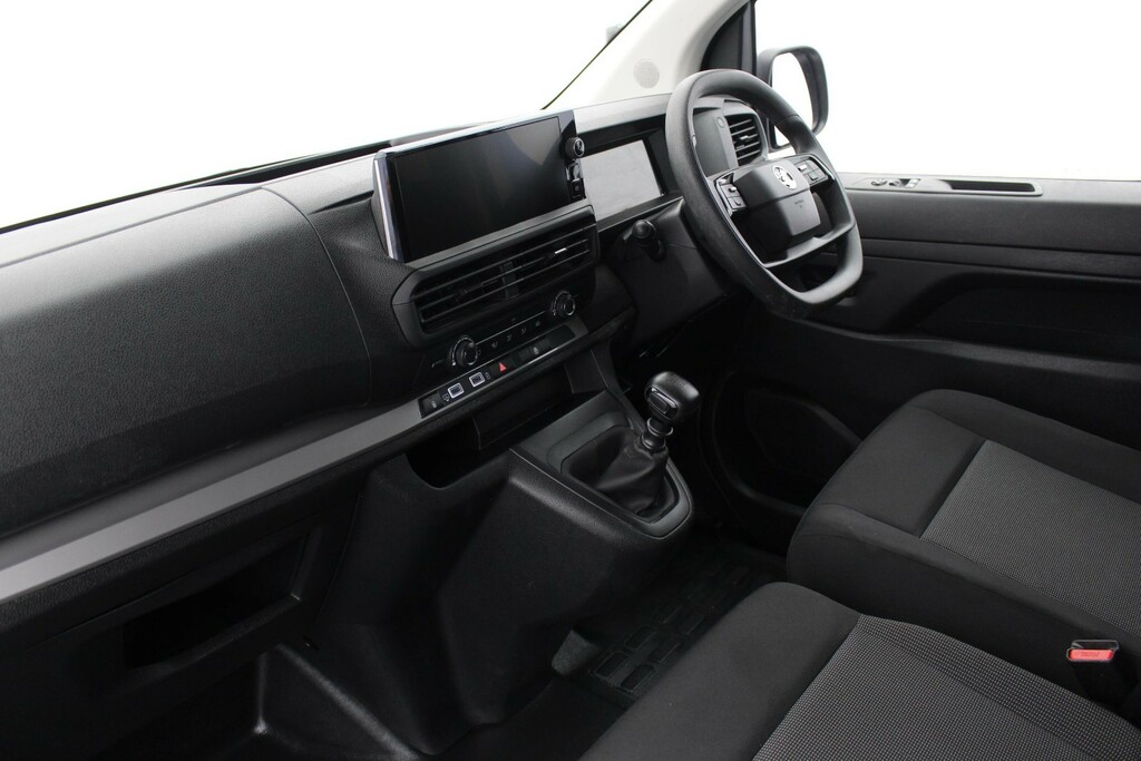 Vauxhall Vivaro Double Cab 2.0 Turbo D Prime H1 Euro 6 145 Ps DP74CBY White #5