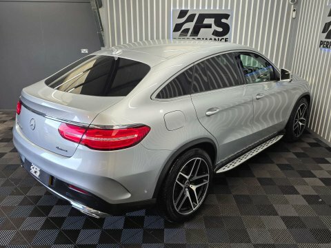 Mercedes-Benz GLE Coupe 3L Amg Night Edition Black #45