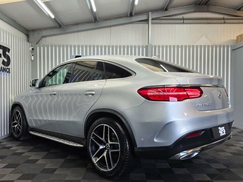 Mercedes-Benz GLE Coupe 3L Amg Night Edition Black #49