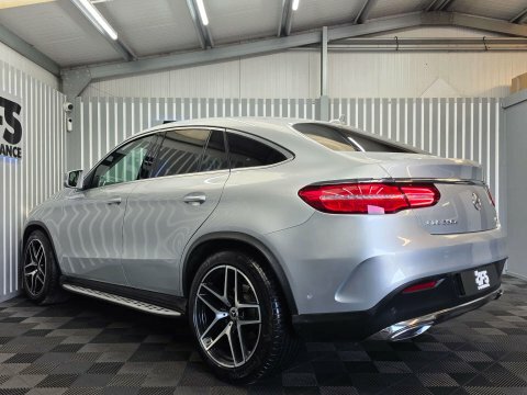 Mercedes-Benz GLE Coupe 3L Amg Night Edition Black #33