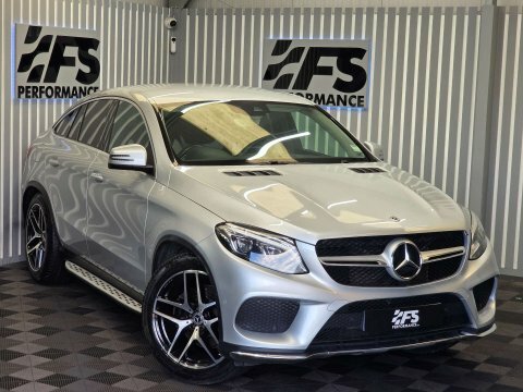 Mercedes-Benz GLE Coupe 3L Amg Night Edition Black #53
