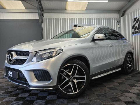 Mercedes-Benz GLE Coupe 3L Amg Night Edition Black #48