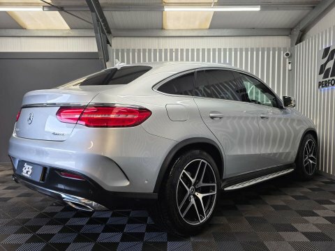 Mercedes-Benz GLE Coupe 3L Amg Night Edition Black #51