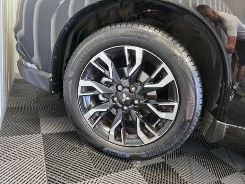 Mitsubishi Outlander 2.0H 12Kwh Gx3h Suv Grey #27