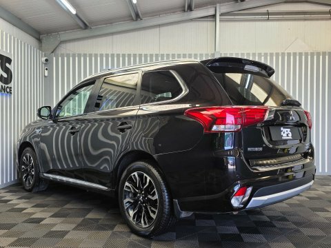 Mitsubishi Outlander 2016 66 2.0H Black #4